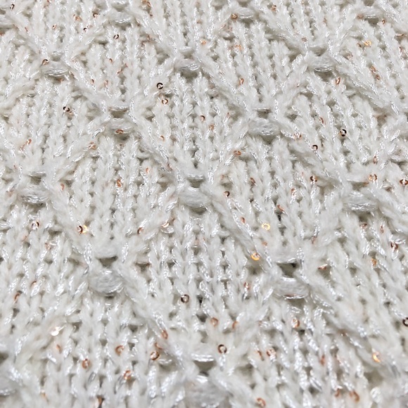 ⚡️sale⚡️New York and Company creme knit sweater - Picture 7 of 8